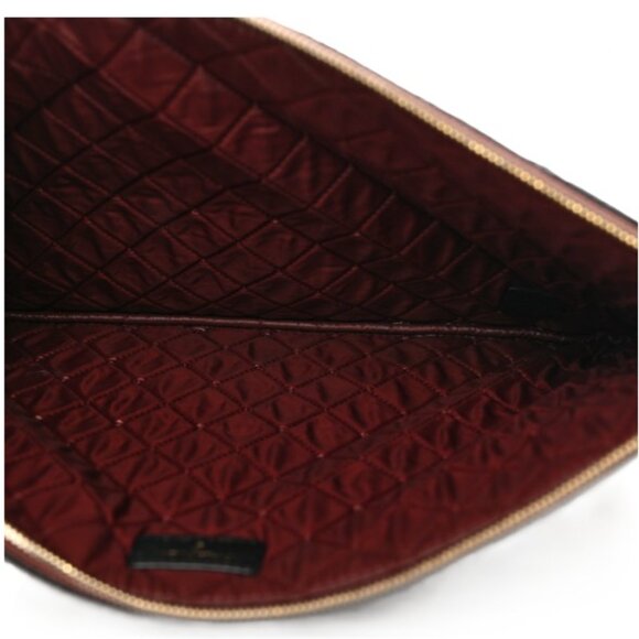 CHANEL Caviar Quilted Large Clutch / Cosmetic Case Zip-Closure - Picture 4 of 6